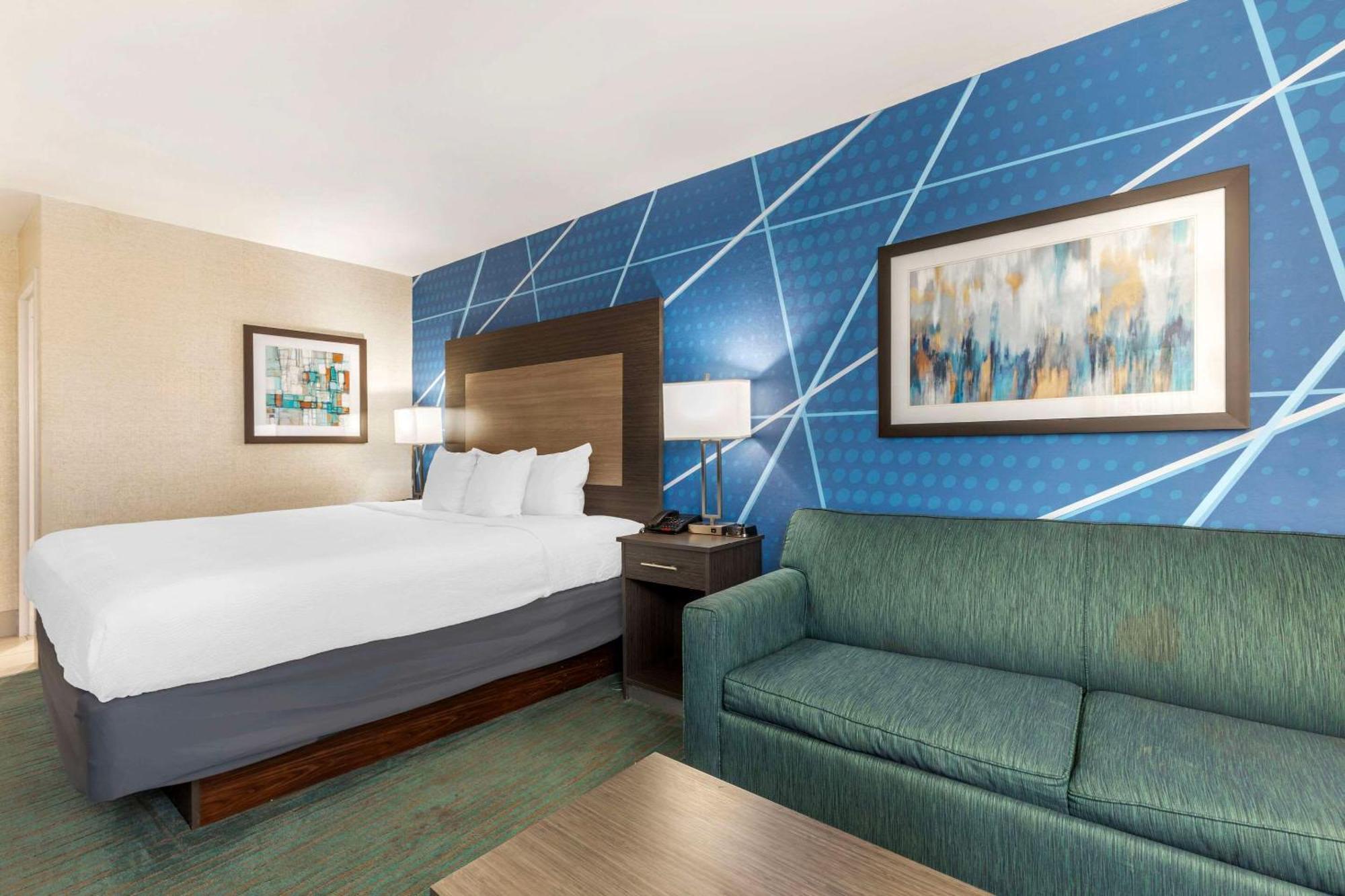 Comfort Inn Dallas North Love Field Airport Экстерьер фото
