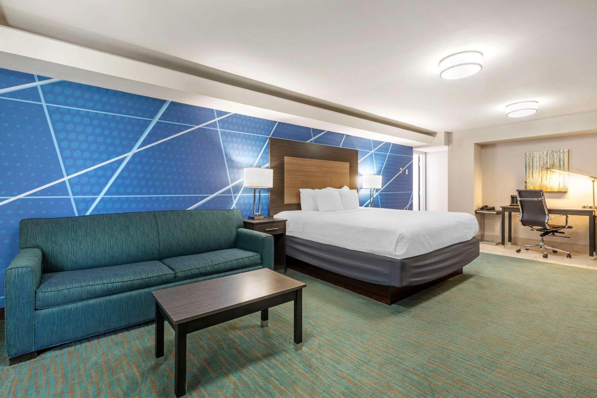 Comfort Inn Dallas North Love Field Airport Экстерьер фото