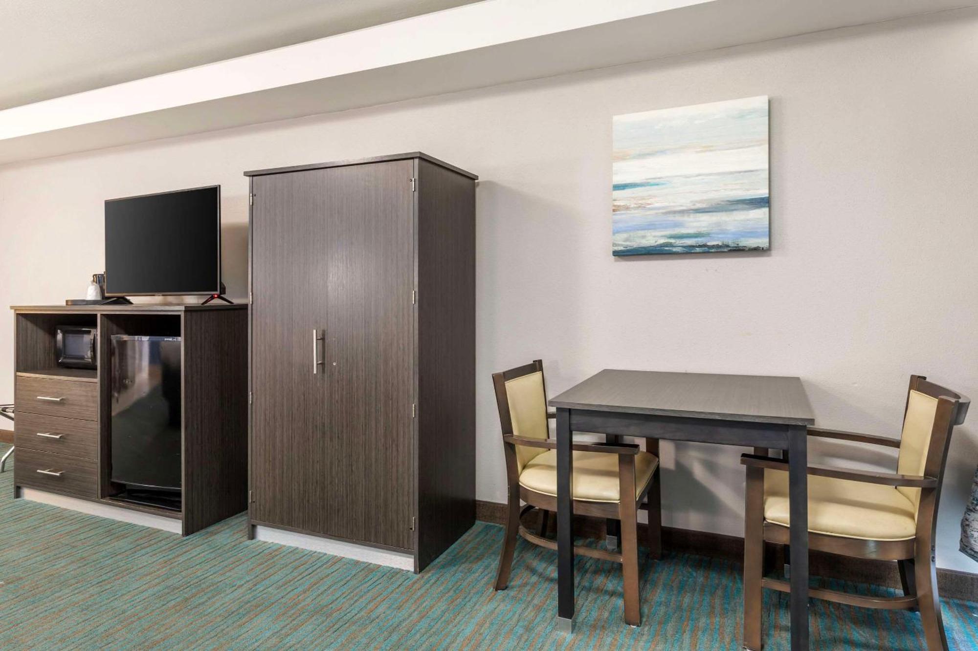Comfort Inn Dallas North Love Field Airport Экстерьер фото